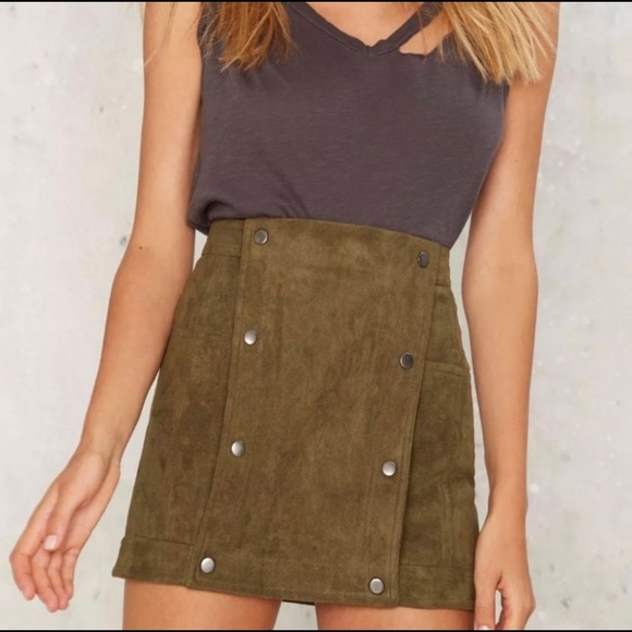 Six.crisp.days Olive green Suede mini Skirt pockets - Picture 4 of 5